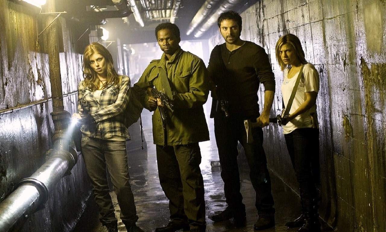 Diora Baird, Harold Perrineau, Rhys Coire and Kiele Sanchez in 30 Days of Night Dark Days (2010)