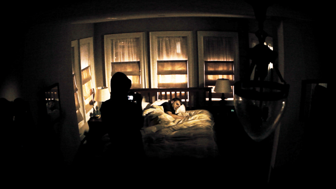 The stalker films a sleeping Nick Stahl in 388 Arletta Avenue (2011)