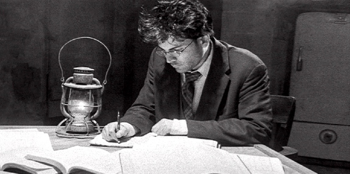 Jack Emitni (Louis Morabito) at his studies in The 4th Dimension (2006)