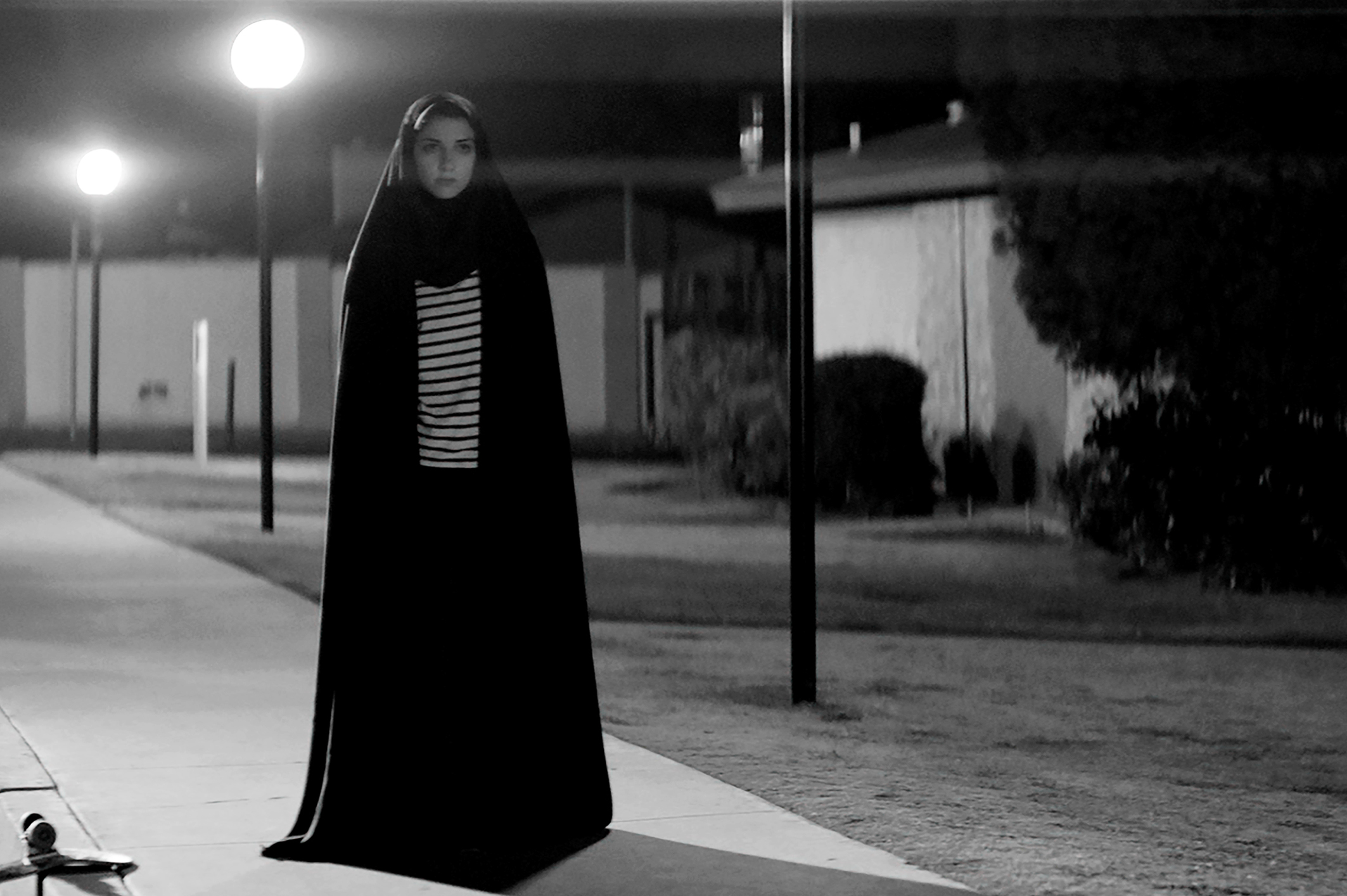  Sheila Vand in A Girl Walks Home Alone at Night (2014)