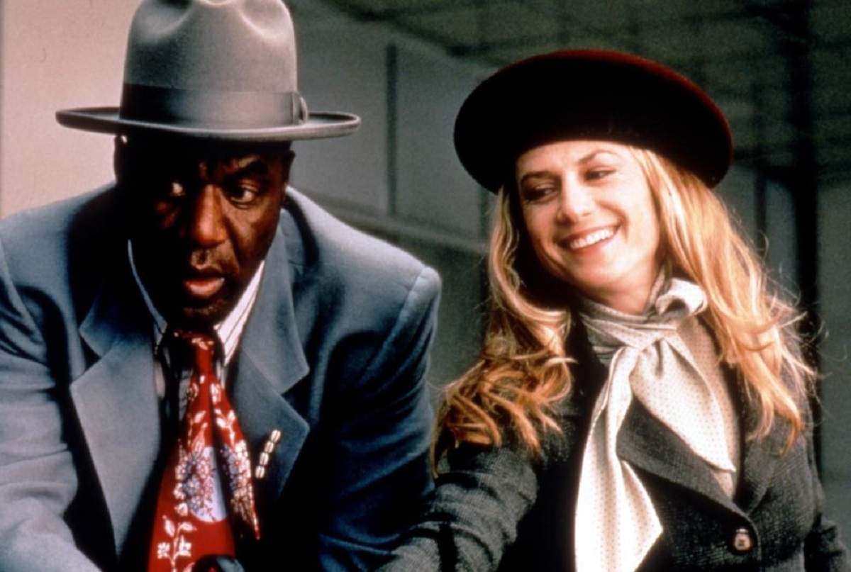 Angels Delroy Lindo and Holly Hunter in A Life Less Ordinary (1997)