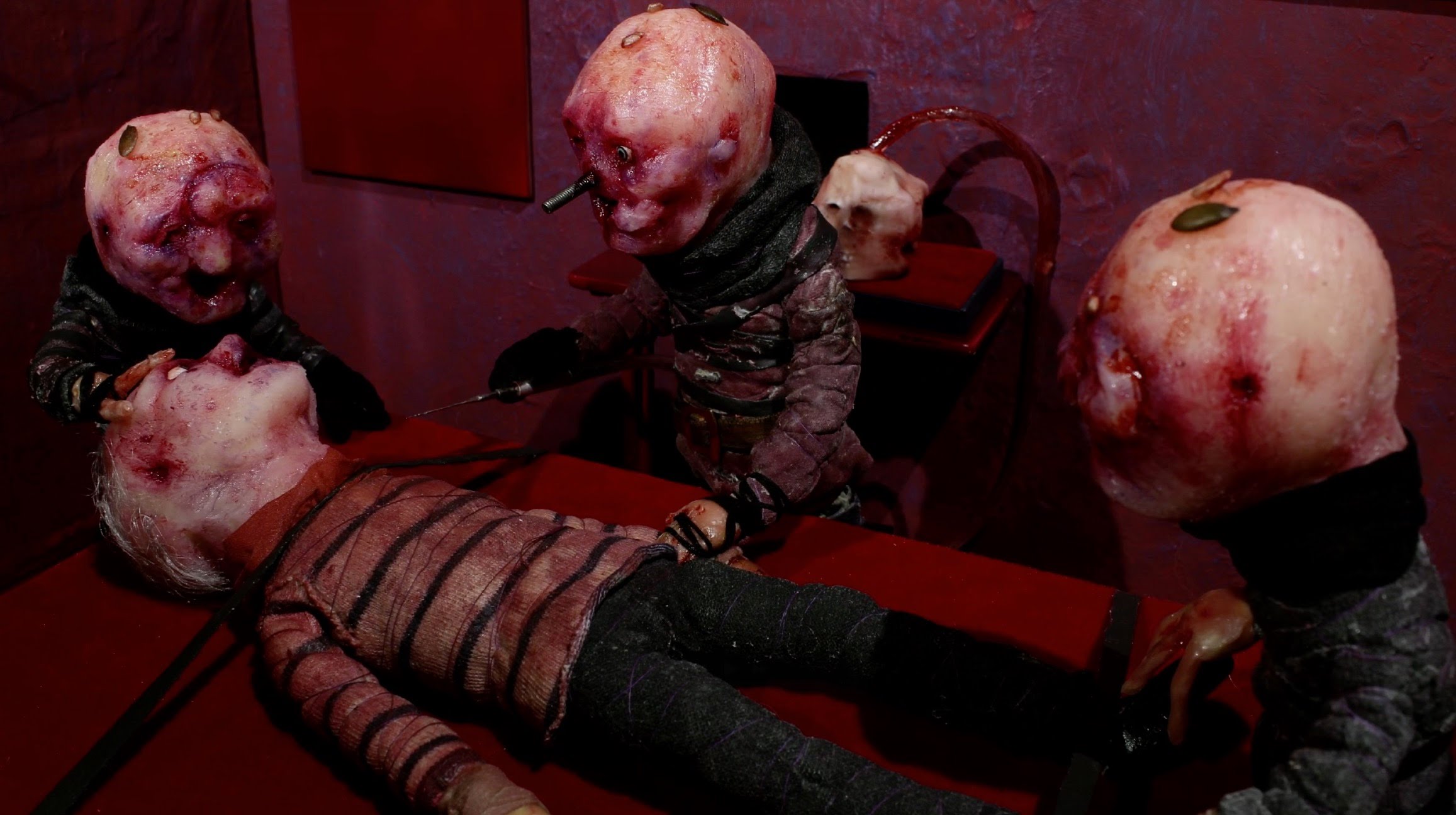 Stop-motion animated grotesquerie from the D is for Deloused segment of ABCs of Death 2 (2014)