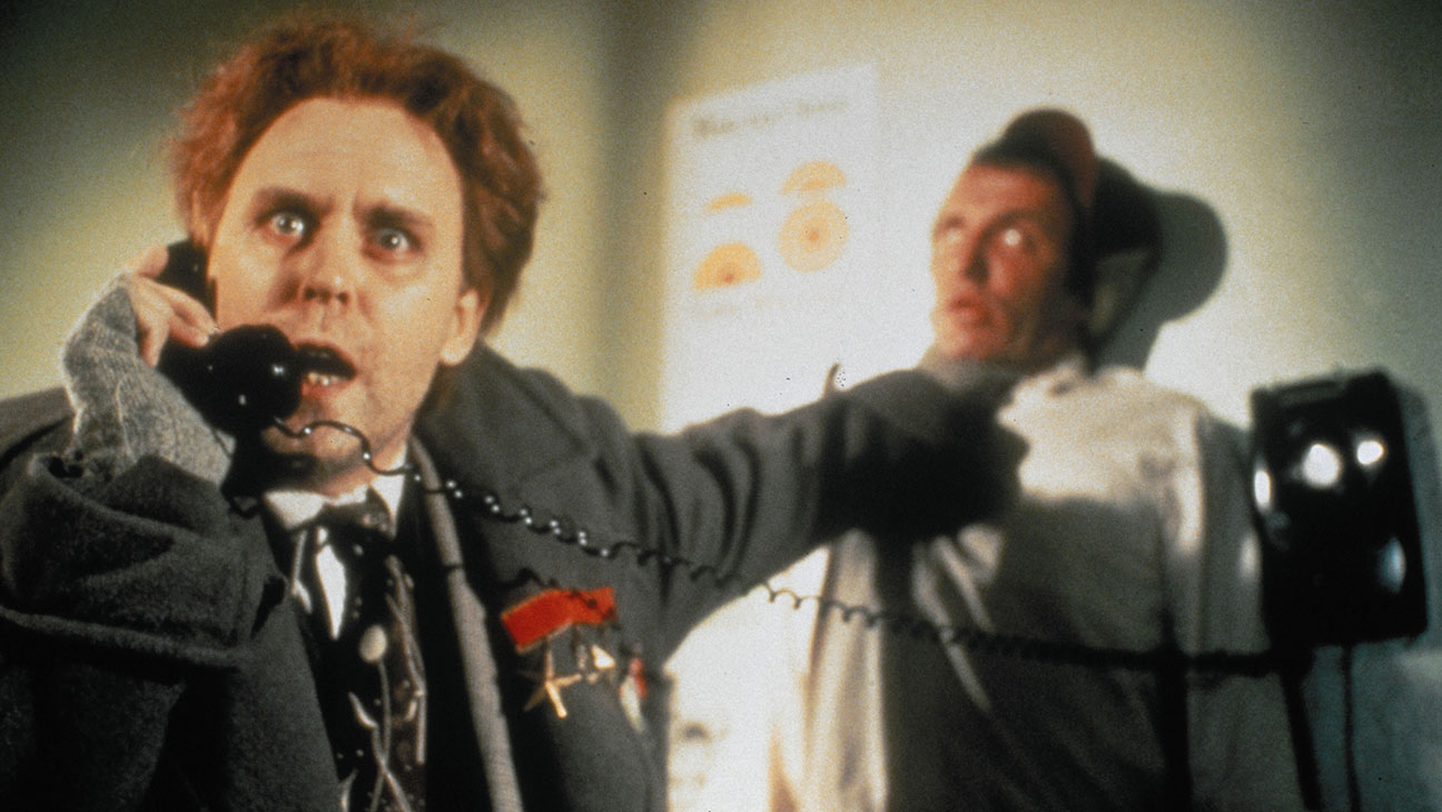 Dr Emilio Lizardo (John Lithgow) in The Adventures of Buckaroo Banzai Across the 8th Dimension (1984)