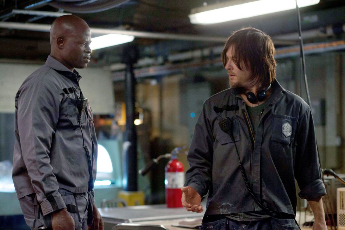 Crogenic sleepers awoken - (l to r) Djimon Hounsou and Norman Reedus in Air (2015)