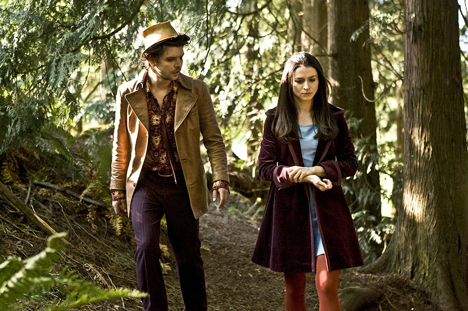 The hatter (Andrew Lee Potts) and Alice (Caterina Scorsone) in Alice (2009)