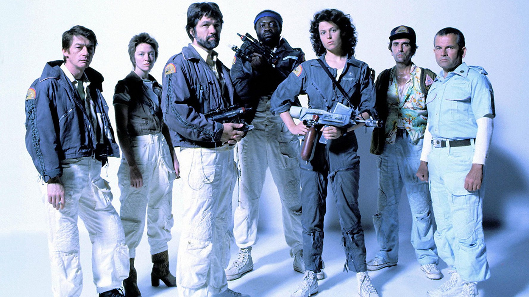 John Hurt, Veronica Cartwright, Tom Skerritt, Yaphet Kotto, Sigourney Weaver, Harry Dean Stanton, Ian Holm in Alien (1979)