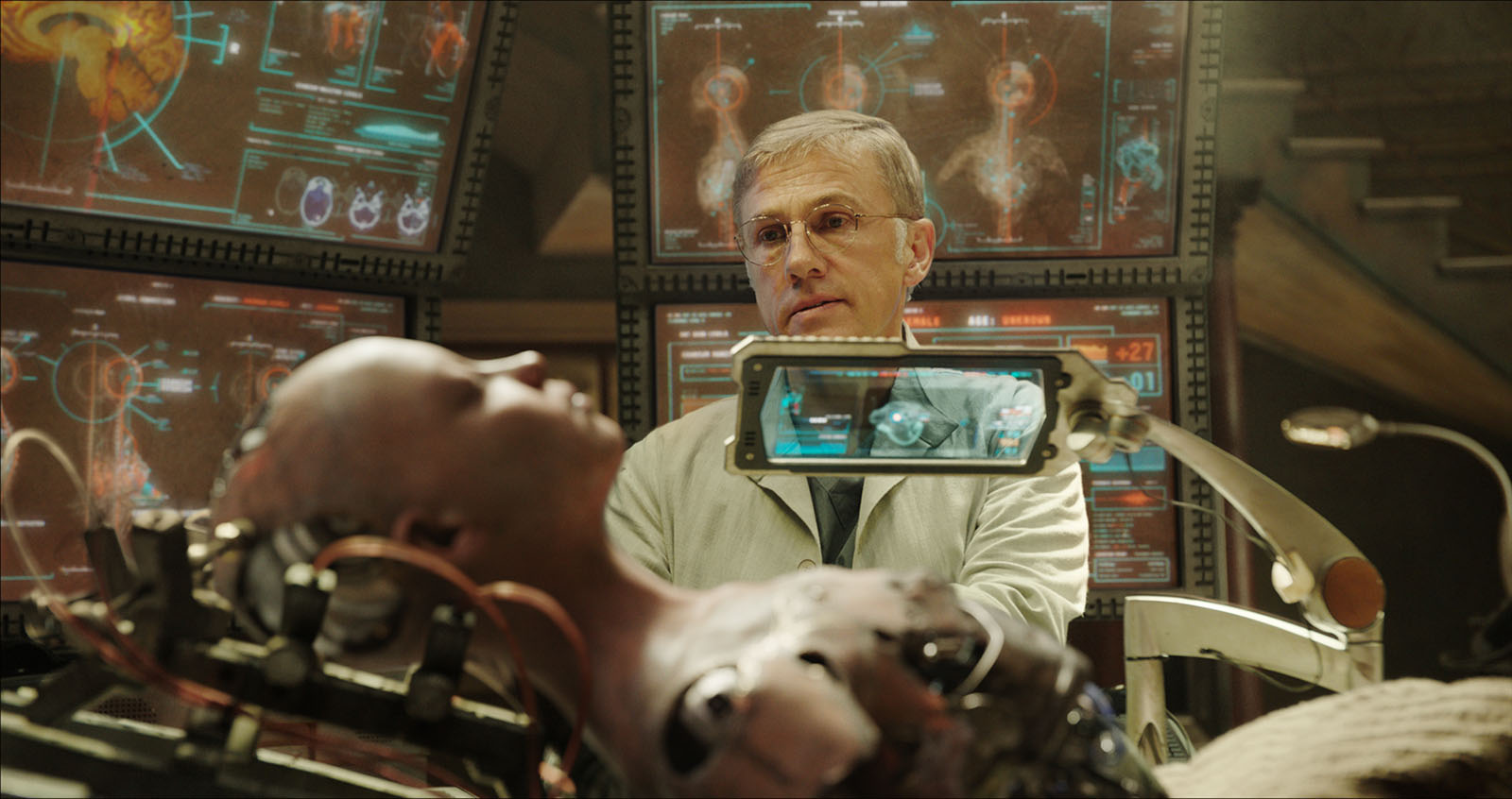 Dr Dyson Ido (Christoph Waltz) brings Alita to life in Alita: Battle Angel (2019)