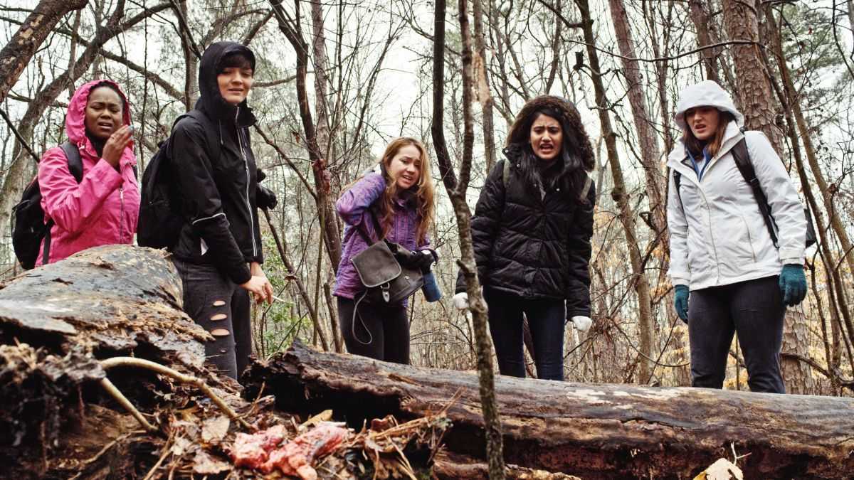 Girls go tramping in the woods - (l to r) Sharron Calvin, Jamie Bernadette, Gema Calero, Karishma Lakhani and Katie Carpenter in All Girls Weekend (2016)