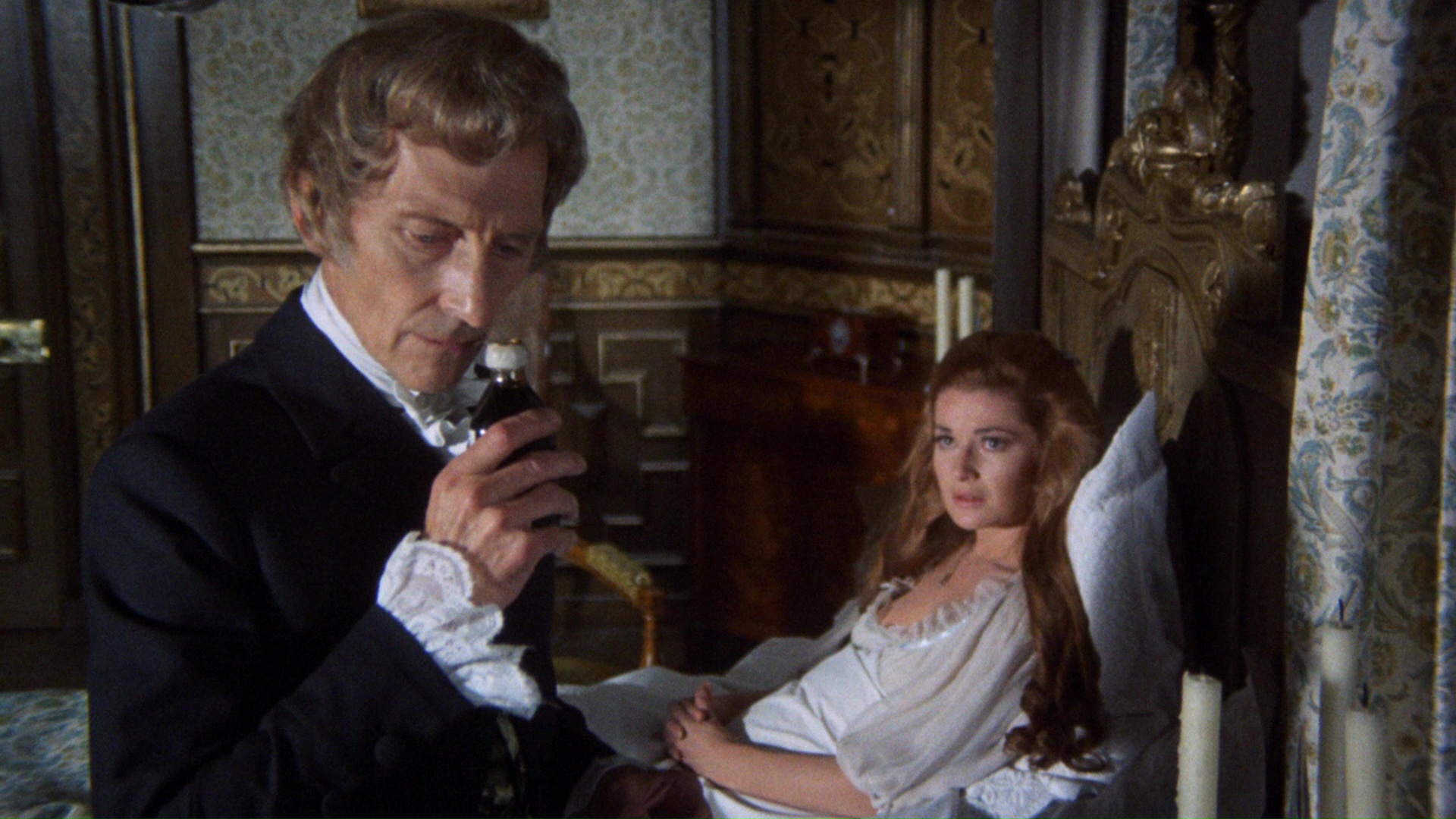 Dr Pope (Peter Cushing) come to examine the sanity of wife Stephanie Beacham in And Now the Screaming Starts (1973)