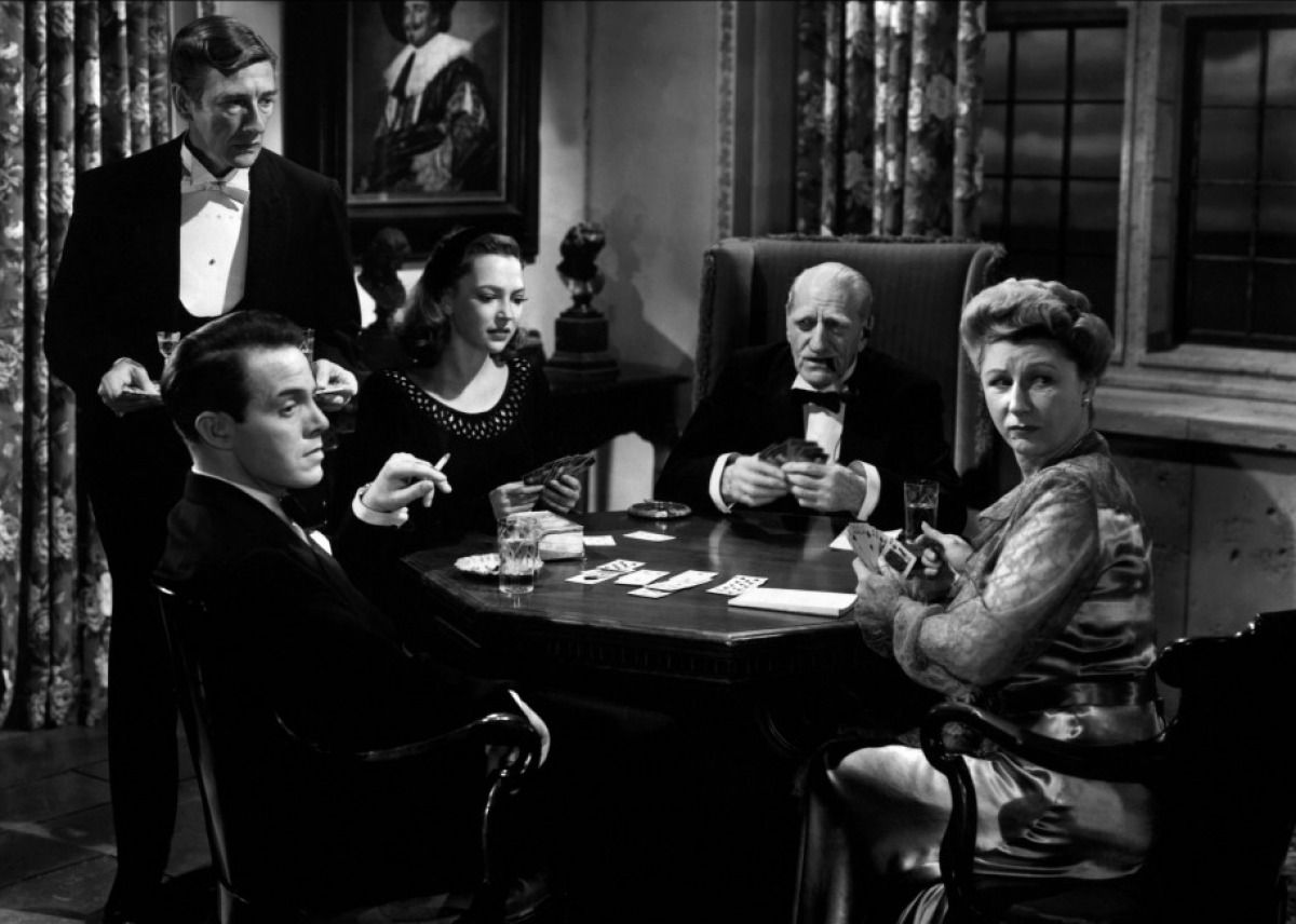 Louis Hayward, Richard Hayden, June Duprez, Sir C. Aubrey Smith and Judith Anderson in And Then There Were None (1945)