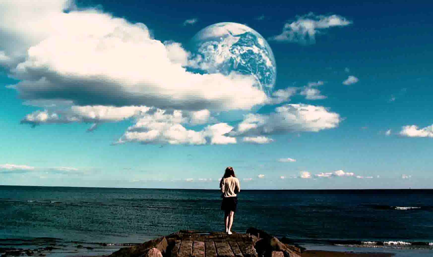 The appearance of a mirror Earth in Another Earth (2011)