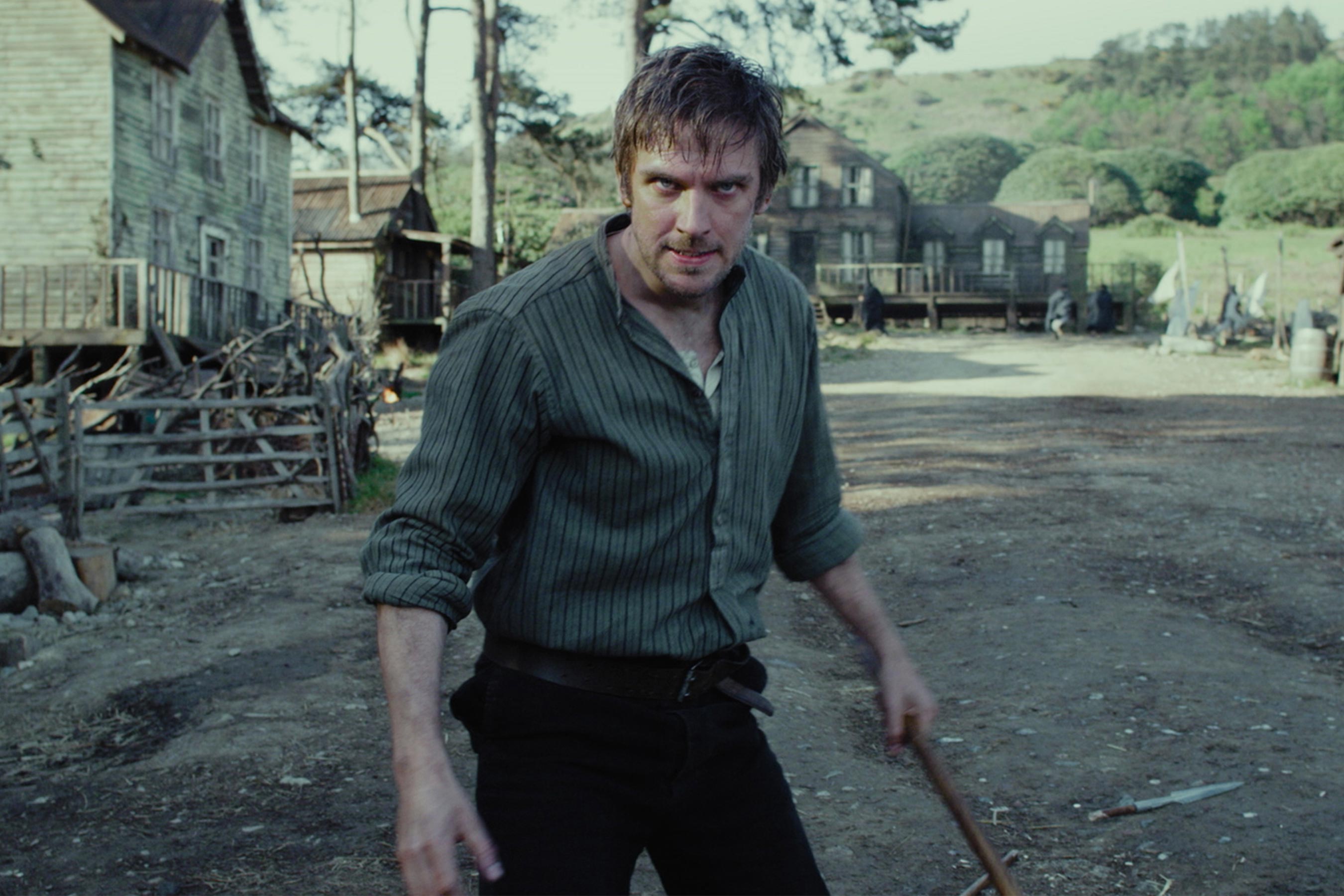 Dan Stevens searching for his sister being held by a cult in Apostle (2018)