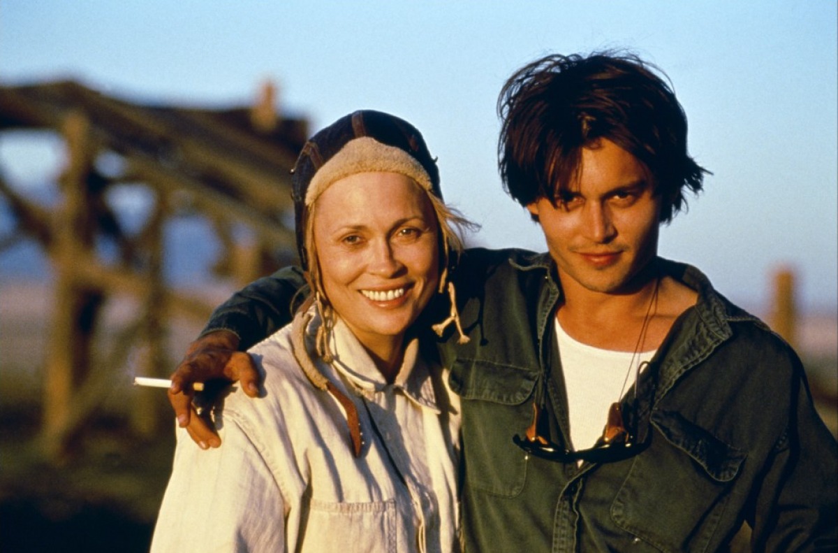 A young Johnny Depp romanced by Faye Dunaway in Arizona Dream (1993)