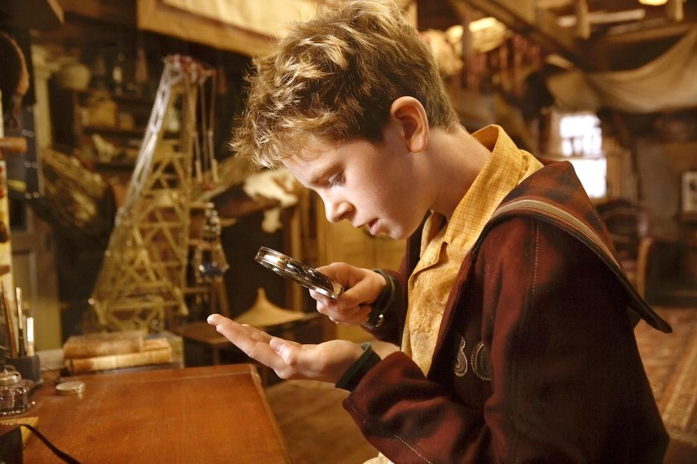 Freddie Highmore as Arthur in Arthur and the Revenge of Maltazard (2009)