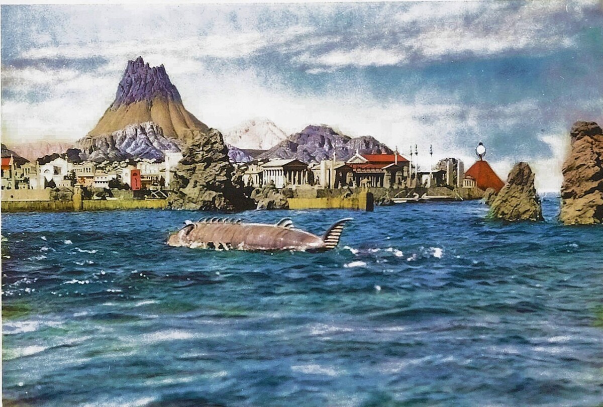 The submarine arrives at Atlantis in Atlantis the Lost Continent (1961)
