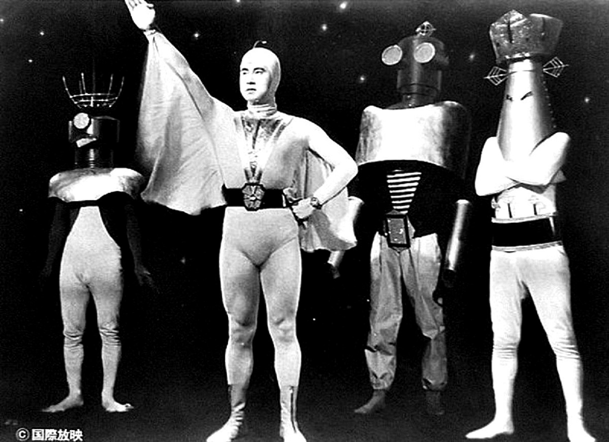 Starman (Ken Utsui) and the aliens of the Emerald Planet in Atomic Rulers of the World (1956)