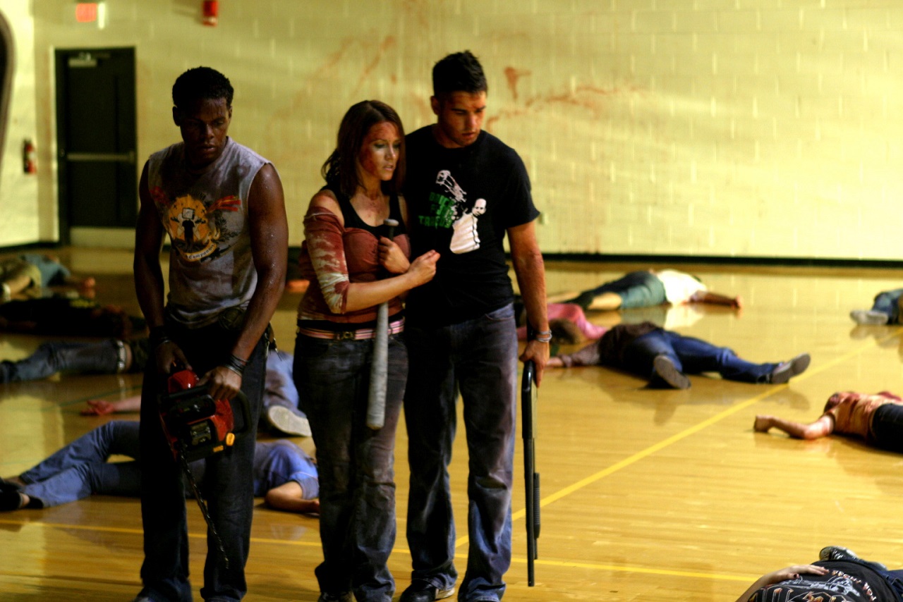 William Howard Bowman, Juliet Reeves and Garrett Jones in Automaton Transfusion (2006)