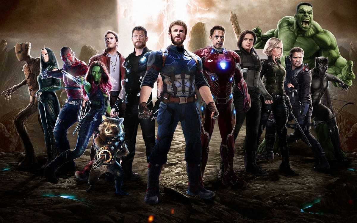 Avengers line-up (promotional artwork) - (l to r) Groot, Mantis, Drax, Gamora, Peter Quill, Rocket Racoon, Thor, Captain America, Iron Man, Bucky Barnes, Black Widow, Hawkeye, Black Panther, Hulk in Avengers: Infinity War (2018)