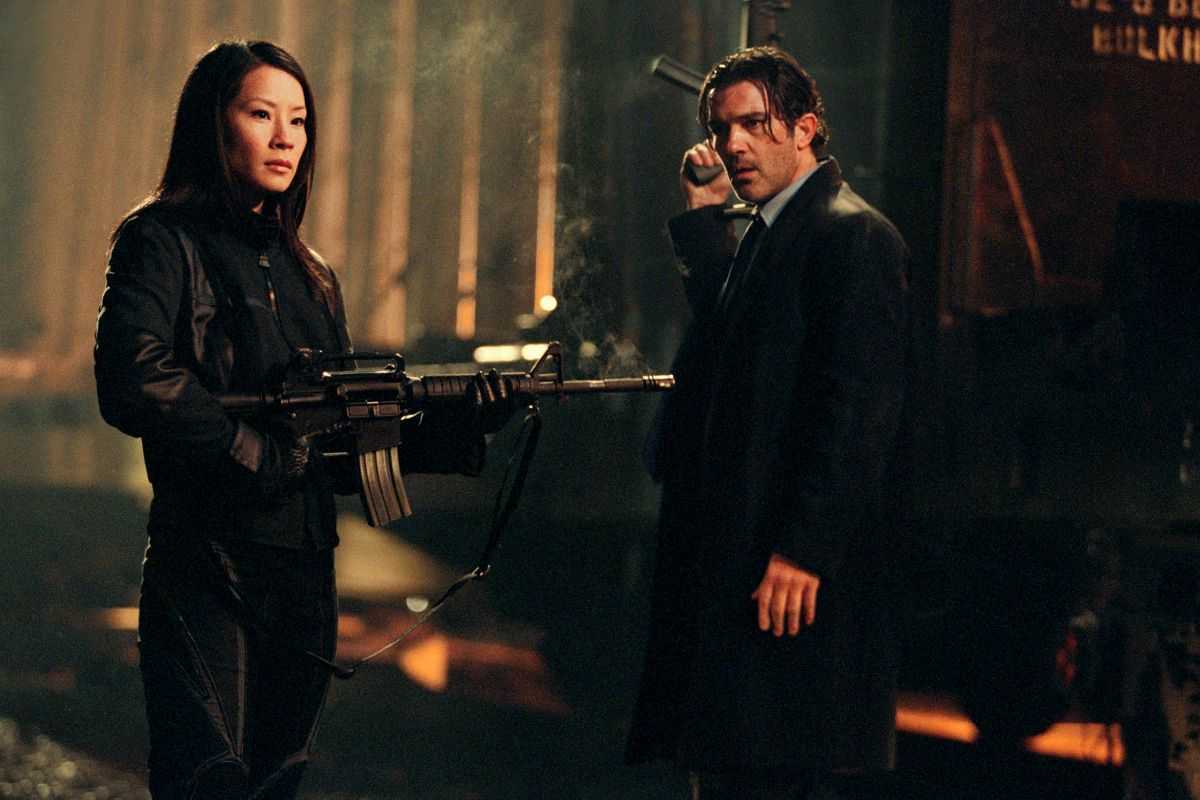 Lucy Liu and Antonio Banderas as rival assassins in Ballistic: Ecks vs. Sever (2002)