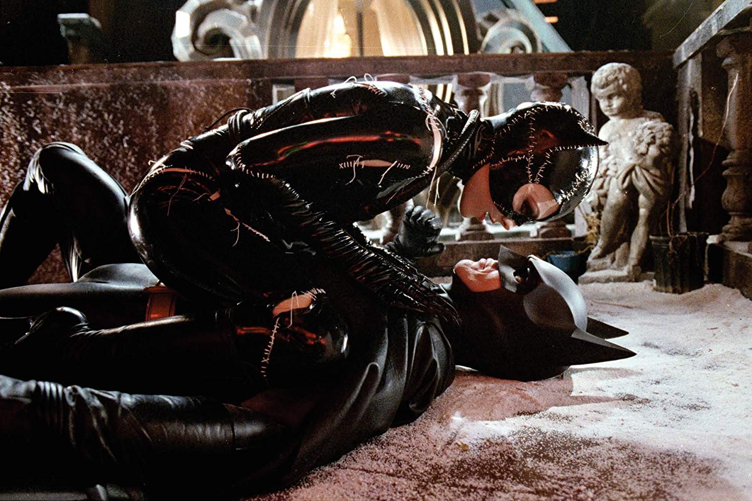 Batman (Michael Keaton) and Cat Woman (Michelle Pfeiffer) in Batman Returns (1992)