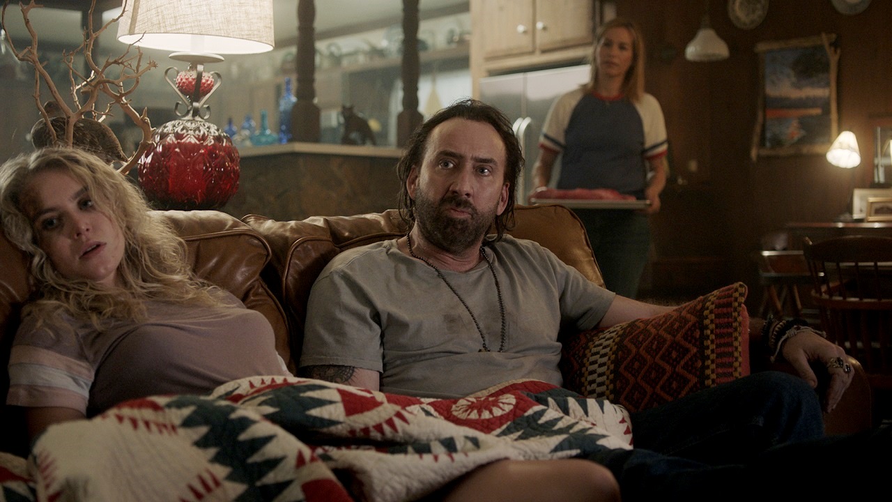 Penelope Mitchell, Nicolas Cage and Franka Potente in Between Worlds (2018)