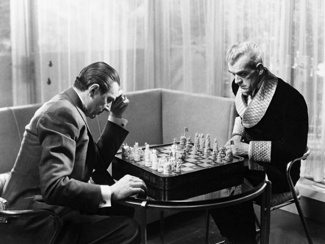 Vitus Werdegast (Bela Lugosi) and Hjalmar Poelzig (Boris Karloff) - chess games for human souls in The Black Cat (1934)