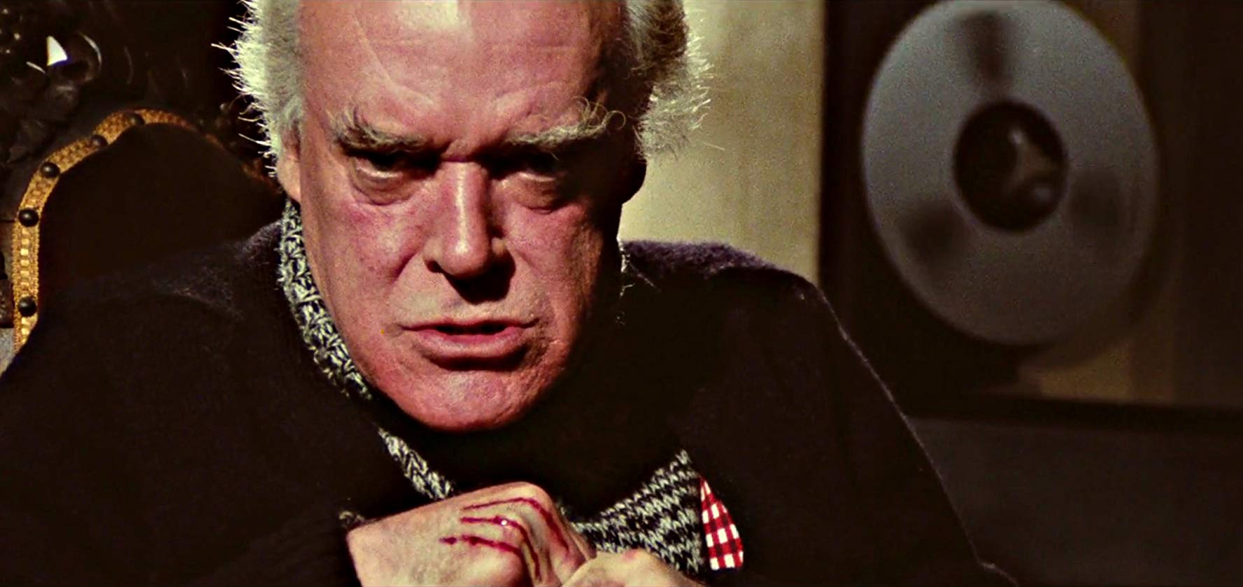 A demented Patrick Magee in The Black Cat (1981)