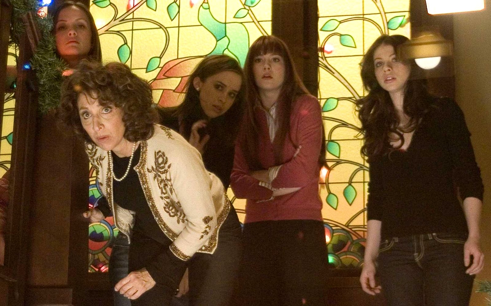 Crystal Lowe, Andrea Martin, Lacey Chabert, Mary Elizabeth Winstead, Michelle Trachtenberg in Black Christmas (2006)