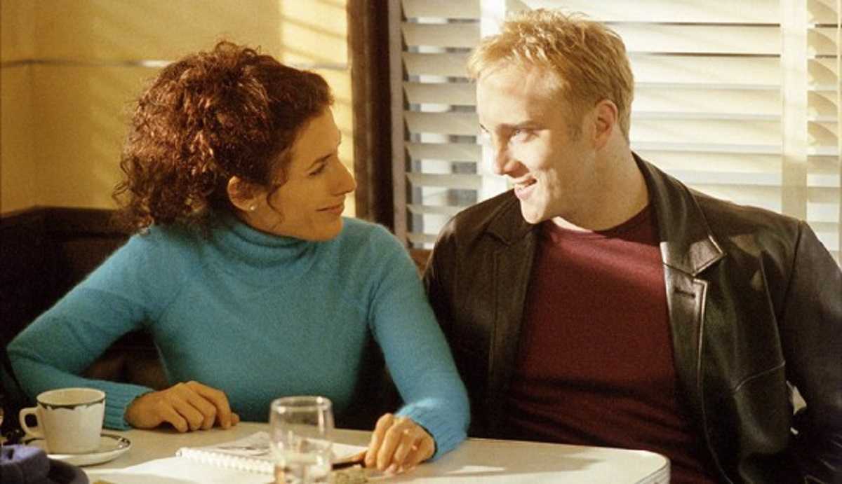 Lisa Edelstein and Jay Mohr in Black River (2001)