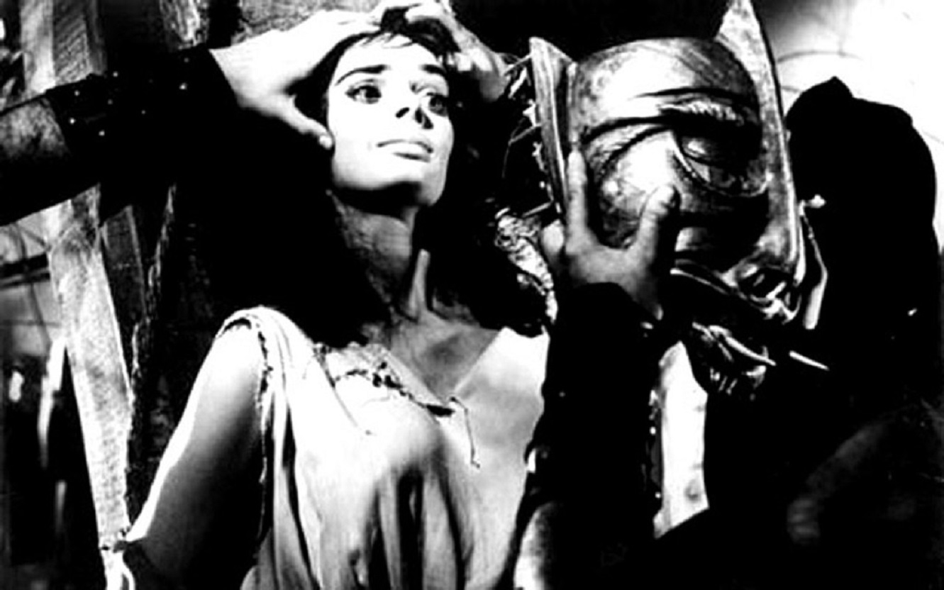 Princess Asa (Barbara Steele) has the Mask of Satan hammered onto her face in Black Sunday (1960)