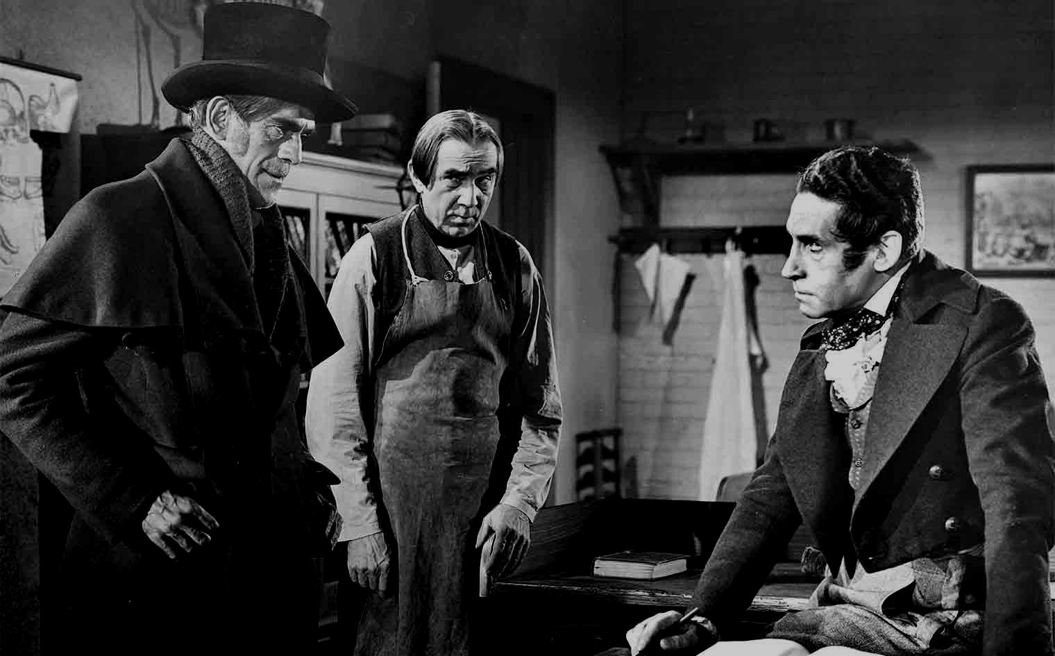 (l to r) John Gray (Boris Karloff), Joseph (Bela Lugosi) and Dr MacFarlane (Henry Daniell) in The Body Snatcher (1945)