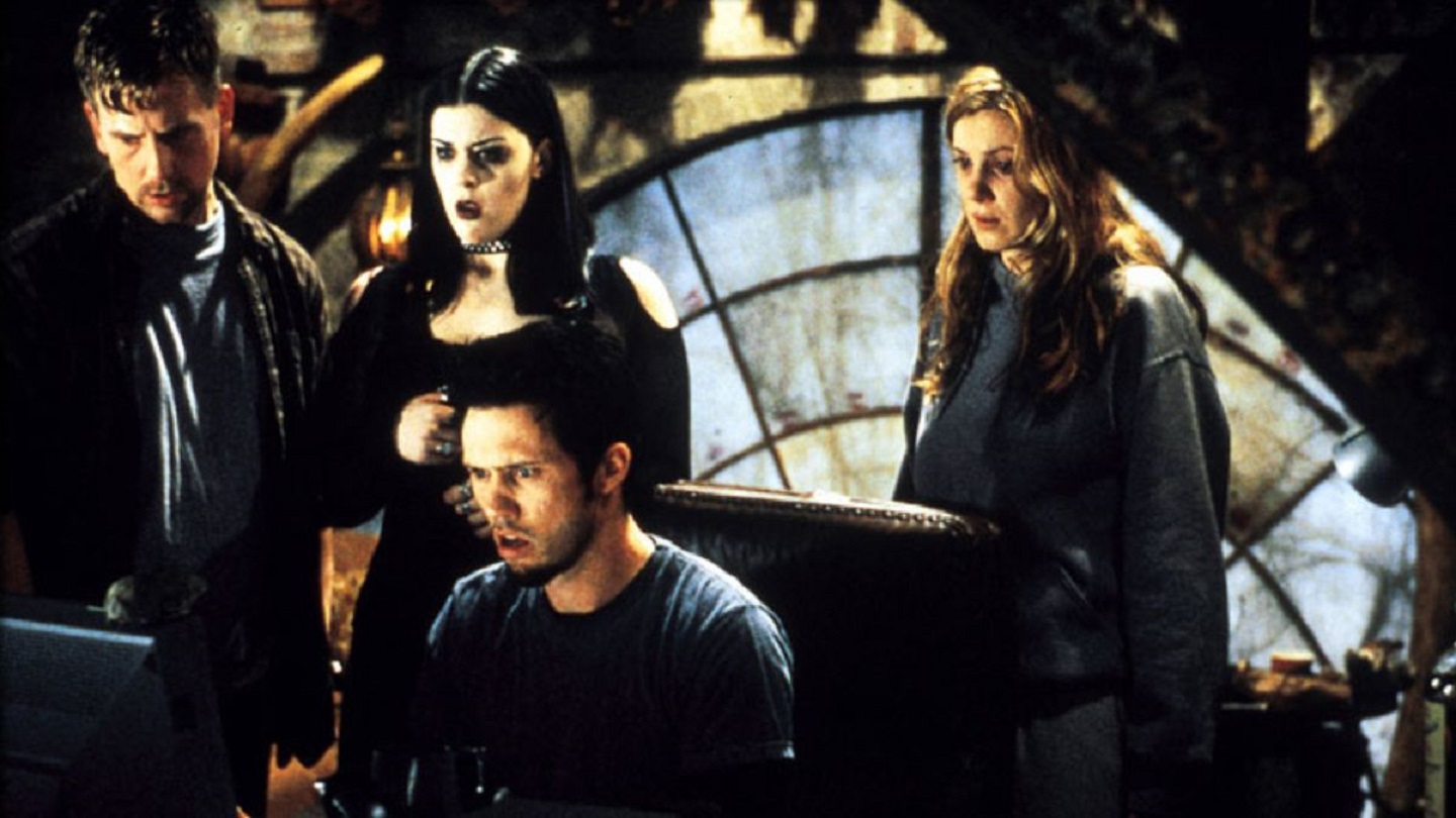 (l to r) Stephen Barker Turner, Kim Director, Jeffrey Donovan, Tristine Skyler in Book of Shadows: Blair Witch 2 (2000)