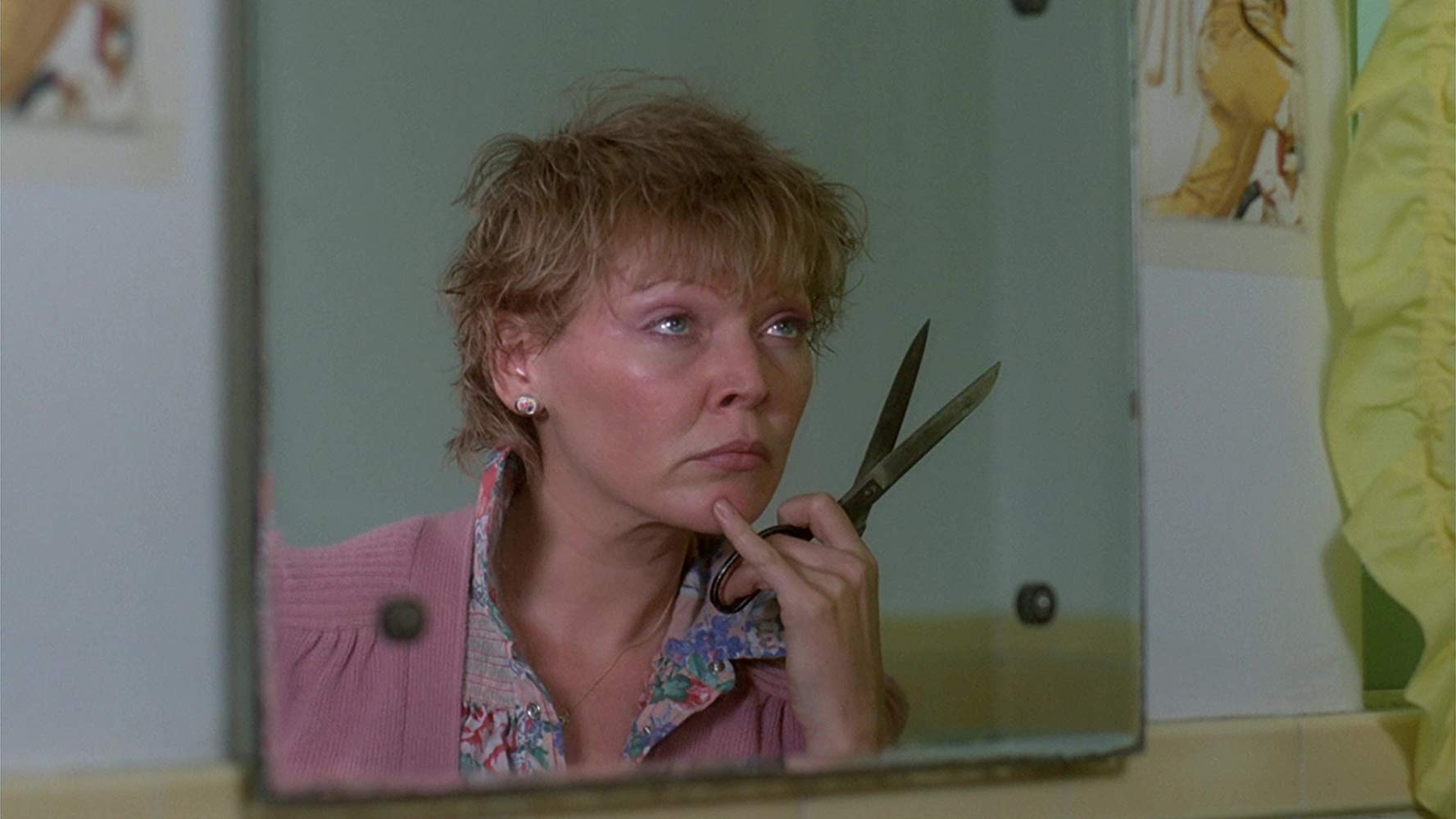 Susan Tyrrell as the mother in Butcher, Baker, Nightmare Maker (1981)