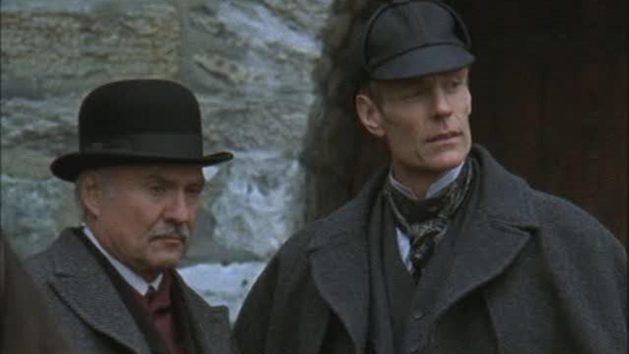 Kenneth Welsh as Dr Watson and Matt Frewer as Sherlock Holmes in The Case of the Whitechapel Vampire (2002)