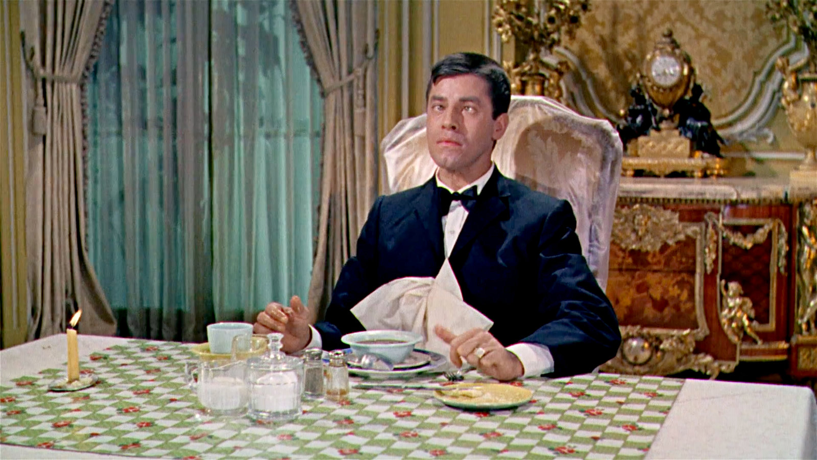 Jerry Lewis - dinnertable scene in Cinderfella (1960)