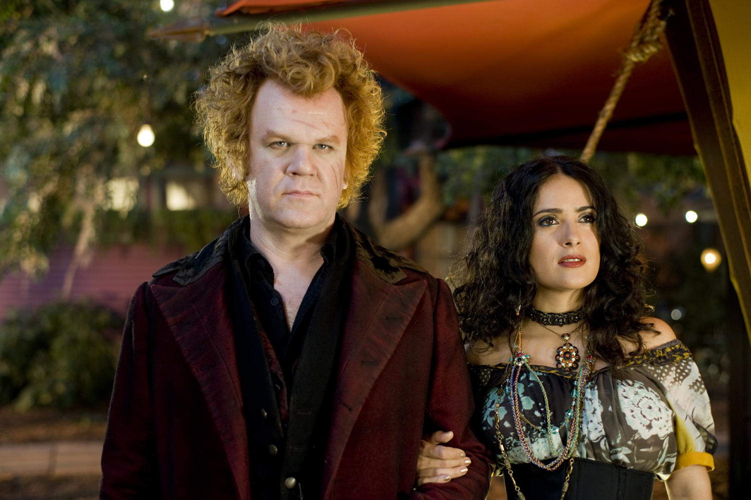 Larten Crepsley (John C. Reilly) and Madame Truska (Salma Hayek) in Cirque du Freak: The Vampire's Assistant (2009)