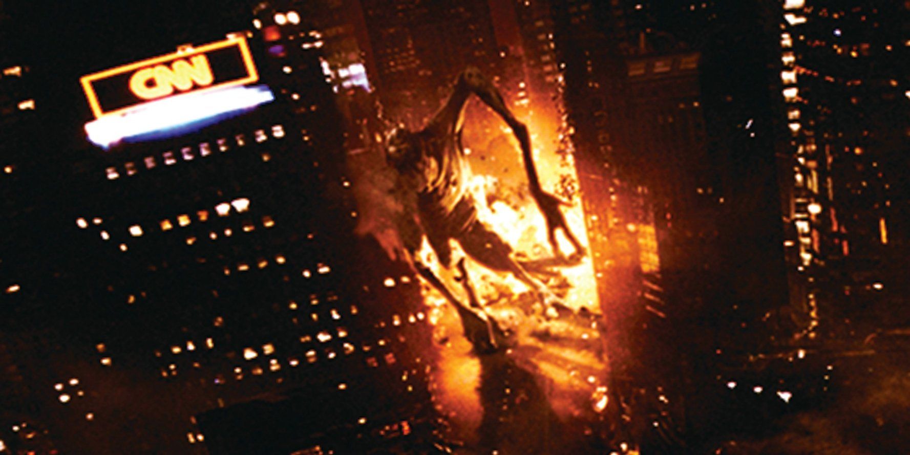 Monster rampaging through the streets of New York in Cloverfield (2008)