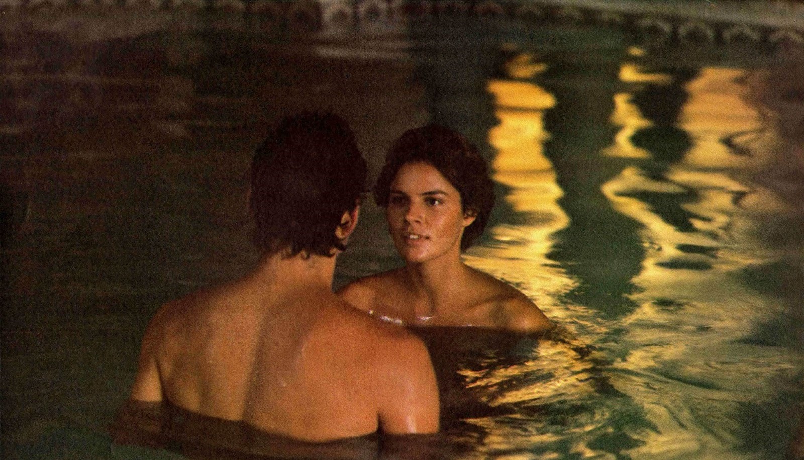 Tahnee Welch about to reveal her true alien self to Steve Guttenberg in the pool in Cocoon (1985)