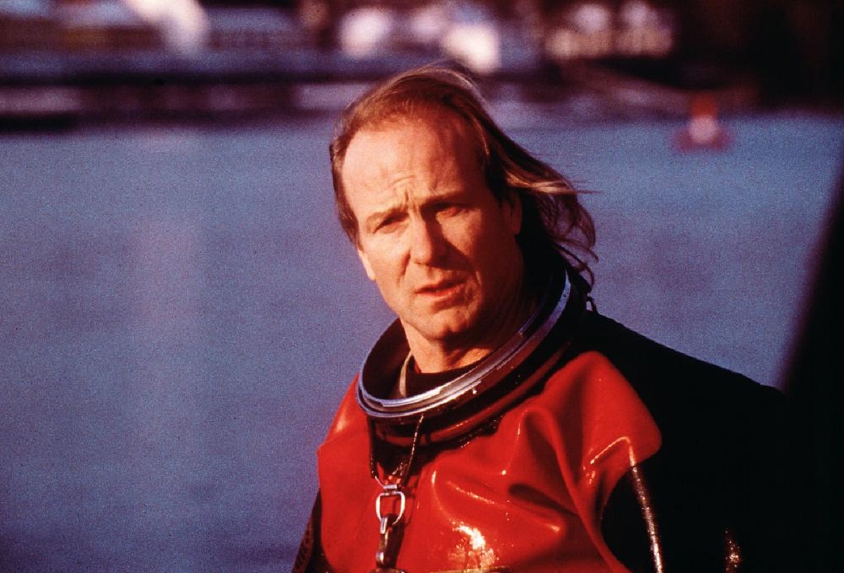 William Hurt as EPA agent David Whitman in Contaminated Man (2000)