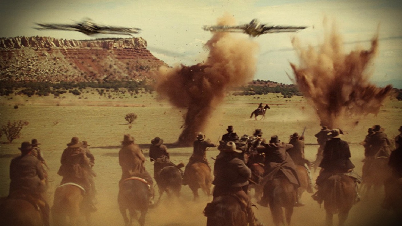 Cowboys take on alien invaders in Cowboys & Aliens (2011)