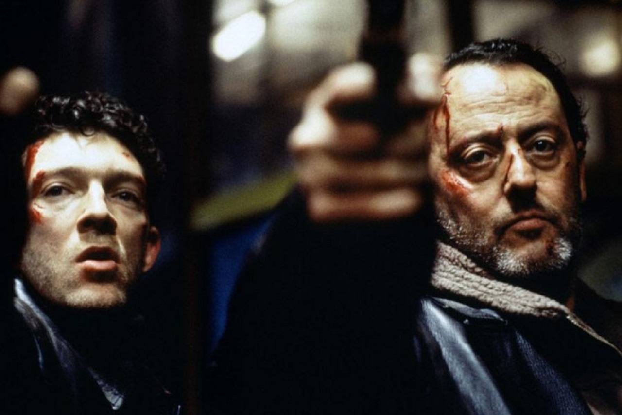 (l to r) Investigating detectives Vincent Cassel and Jean Reno in The Crimson Rivers (2000)