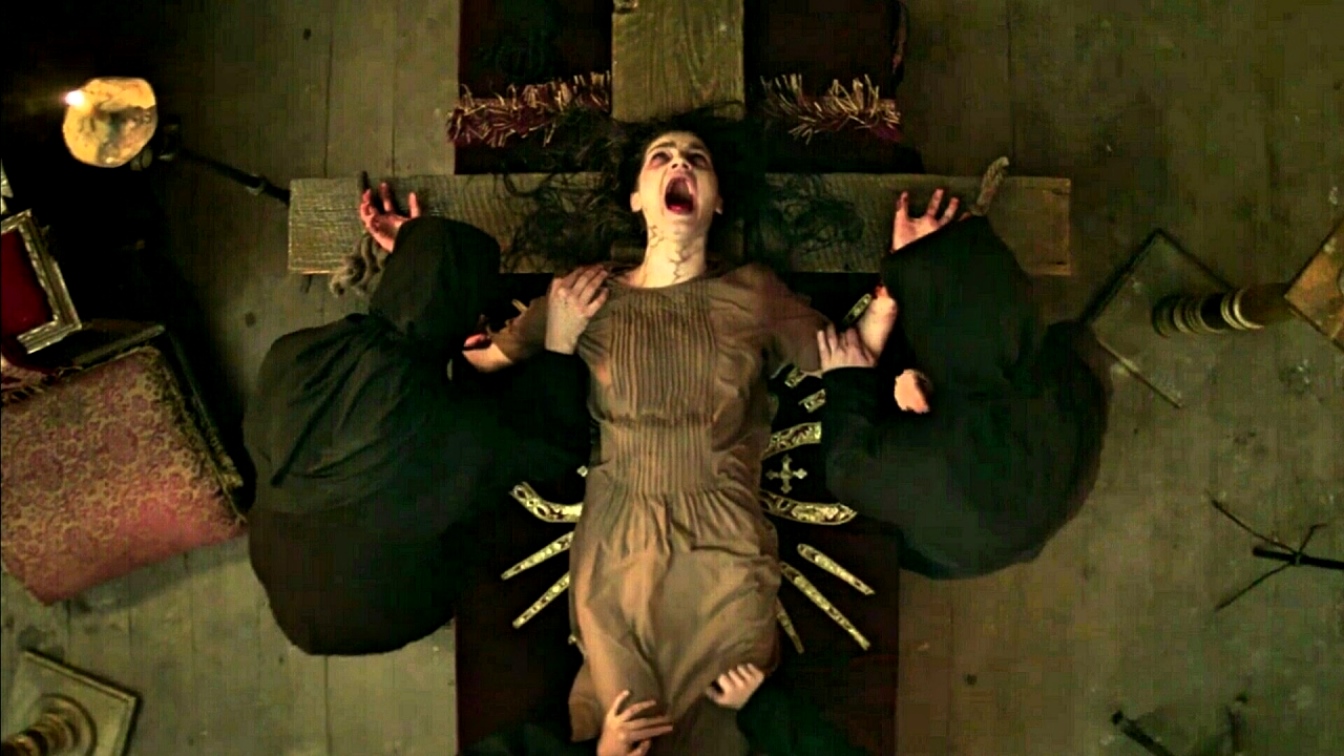 Exorcism by crucifixion in The Crucifixion (2017)