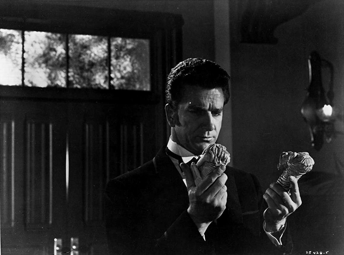 A young Leslie Nielsen as occult investigator Brett Kingsford in Dark Intruder (1965)