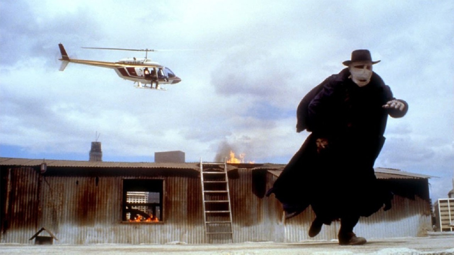 Darkman (Liam Neeson) on the run