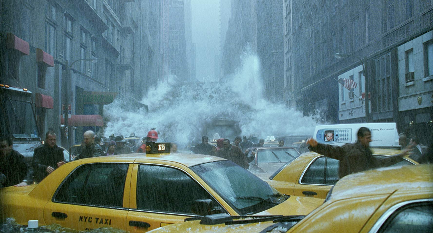 The streets of New York City hit by floods in The Day After Tomorrow (2004)