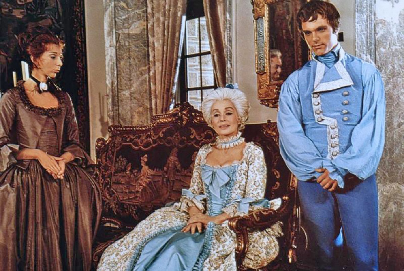 The Marquis de Sade (Keir Dullea) (r) with mother-in-law Lilli Palmer (c) and Renee (Anna Massey) (l), the woman he is tricked into marrying in De Sade (1969)