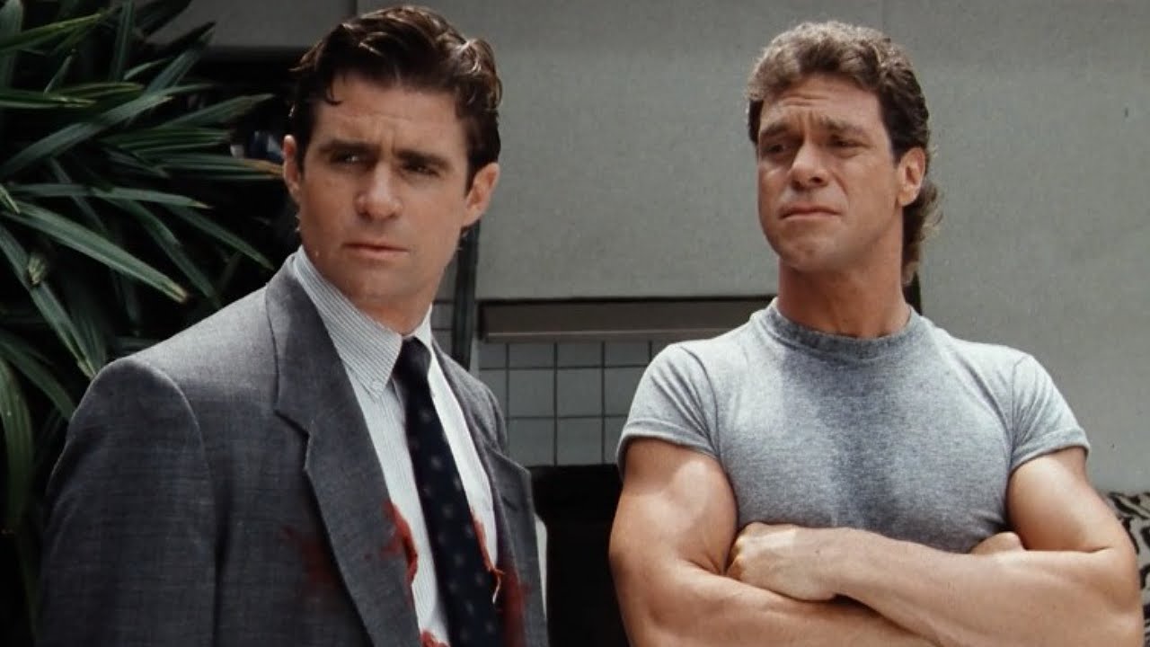 Buddy cops - a soon-to-be zombified Treat Williams and his partner stand-up comic Joe Piscopo in Dead Heat (1988)