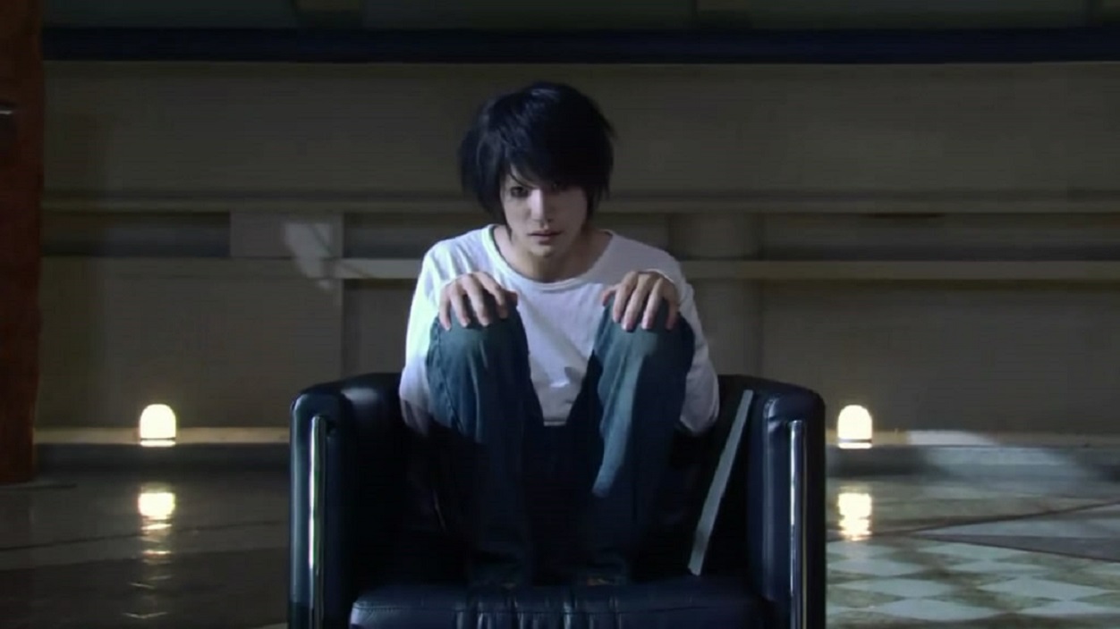 Kenichi Matsuyama as the detective L in Death Note: The Last Name (2006)