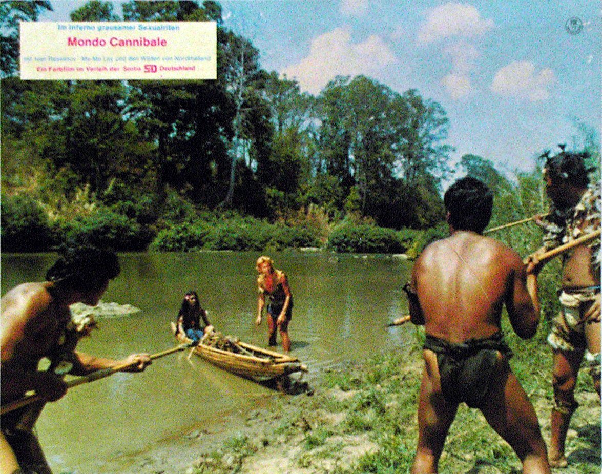 Ivan Rassimov and Me Me Lai attempt an escape from the tribe in Deep River Savages/Man from Deep River (1972)