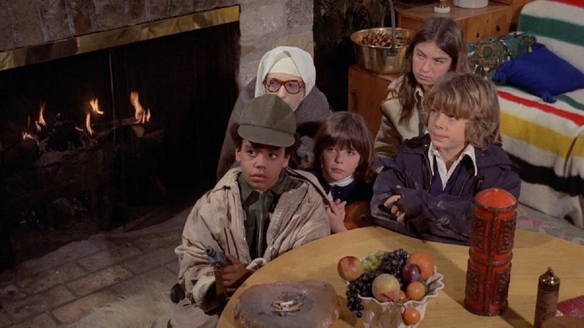 The evil children - Tierre Turner, Tia Thompson, Dawn Lyn and Leif Garrett with Sister Hannah (Gail Smale) in Devil Times Five (1974)